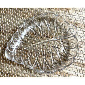Vintage Indiana Glass Pretzel Pattern Leaf Shaped glass dish 6.75" long - V2932